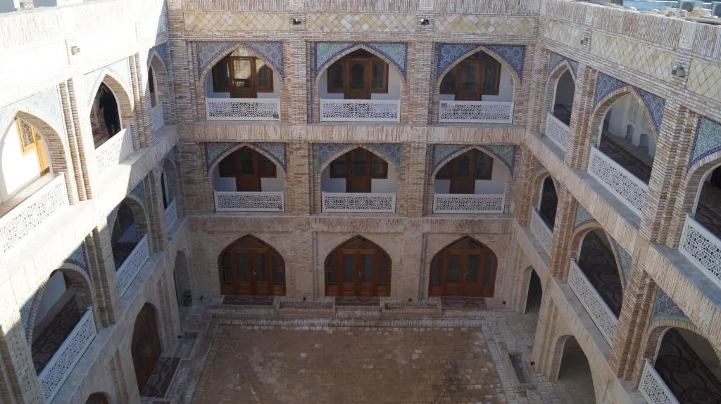 SHAHRISTON VOYAGE HOTEL